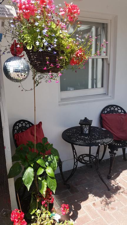 Hôtel The Yard Hove Extérieur photo